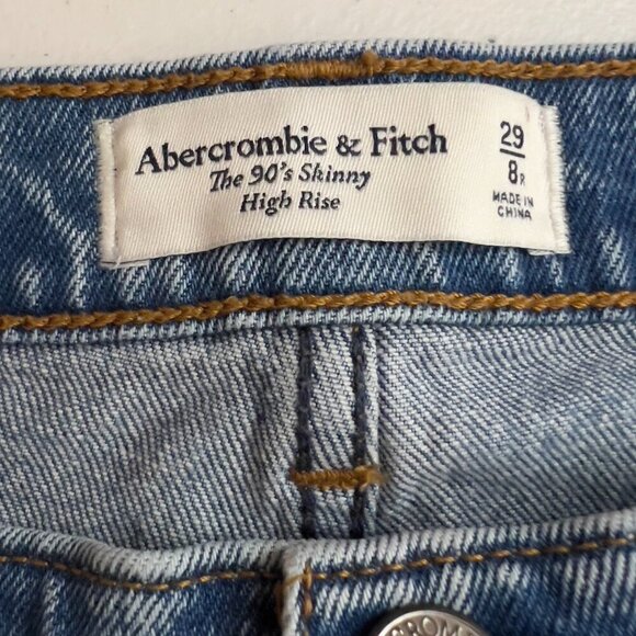 Abercrombie & Fitch The 90’s Skinny High Rise Distressed Jeans Women’s Size 29 - Picture 8 of 10